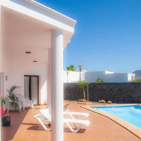 Πανσιόν El Jardin De Juanita - 3*