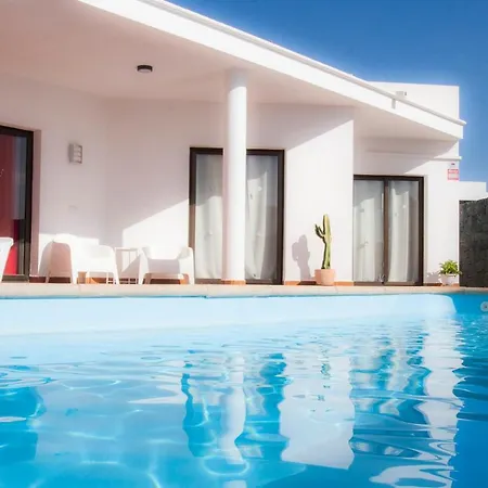El Jardin De Juanita - * Playa Blanca (Lanzarote)